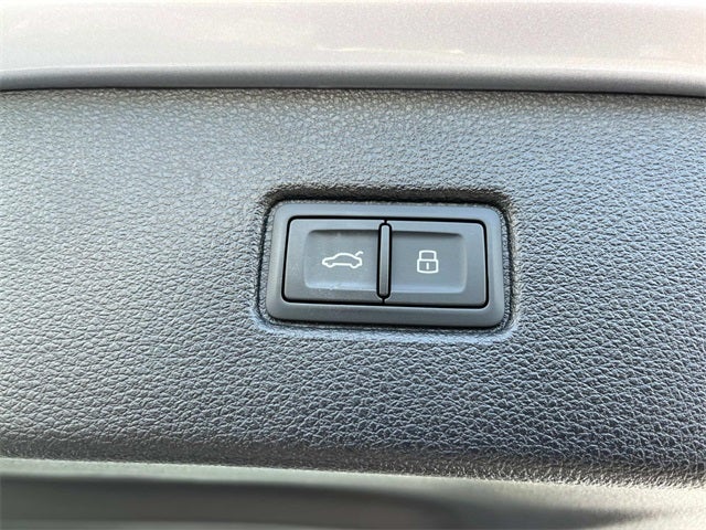 2022 Audi Q7 55 Premium Plus quattro