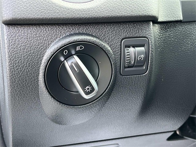 2017 Volkswagen Tiguan Limited 2.0T