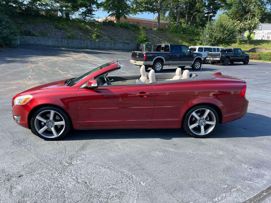 2011 Volvo C70 T5