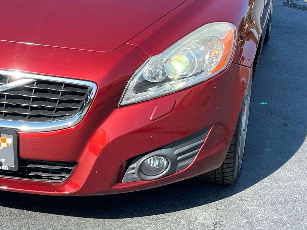 2011 Volvo C70 T5